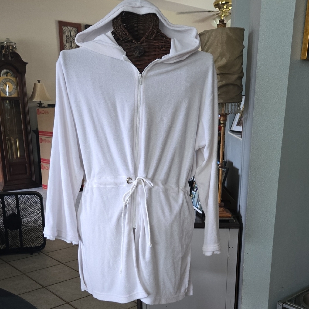 RAPZ White Hooded Terry Robe/Jacket with Drawstring Closure